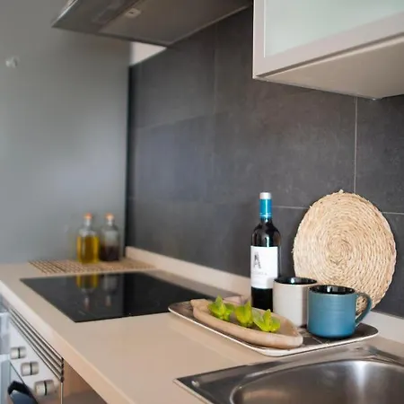 Ocean View Penthouse El 公寓