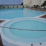 Ocean View Penthouse El Διαμέρισμα